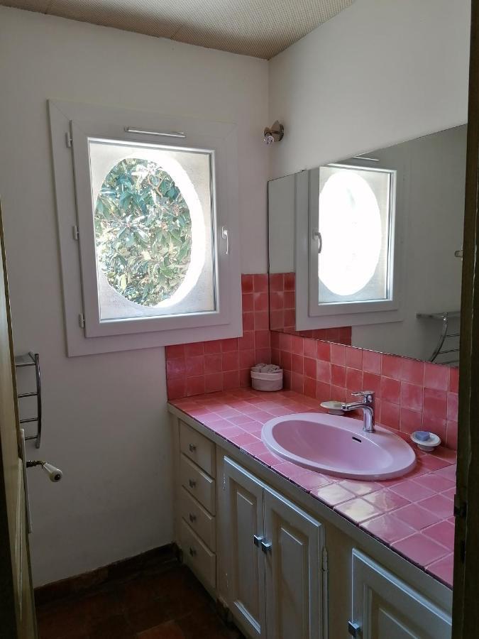 Maison De Charme Villeneuve Les Avignon فينوف ليز أفيجْنْ المظهر الخارجي الصورة